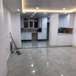 نظافت منزل و راه پله مشاعات وادارات وپرستاری وغیره.بانیروتاییدصلاحیت شده.