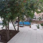 این خانه کلنگی وقابل سکونت بفروش می‌رسد