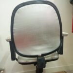 صندلی تک چرخ دار