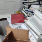 خریدار کتاب کاغذ باطله