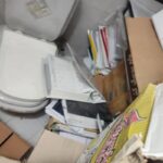 خریدار کتاب کاغذ باطله