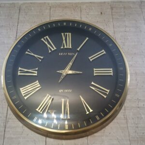 ساعت دیواری